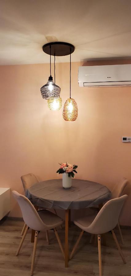 Dn Rose Apartmant Budapest Exteriör bild