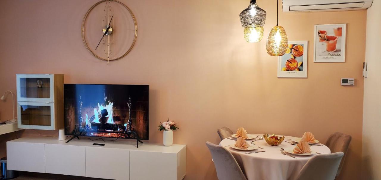 Dn Rose Apartmant Budapest Exteriör bild